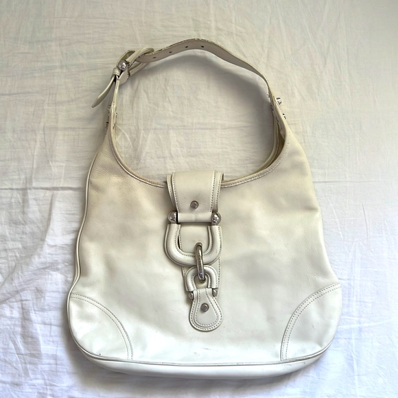Burberry Hillgate White Leather Hobo Bag - Picture 2 of 15